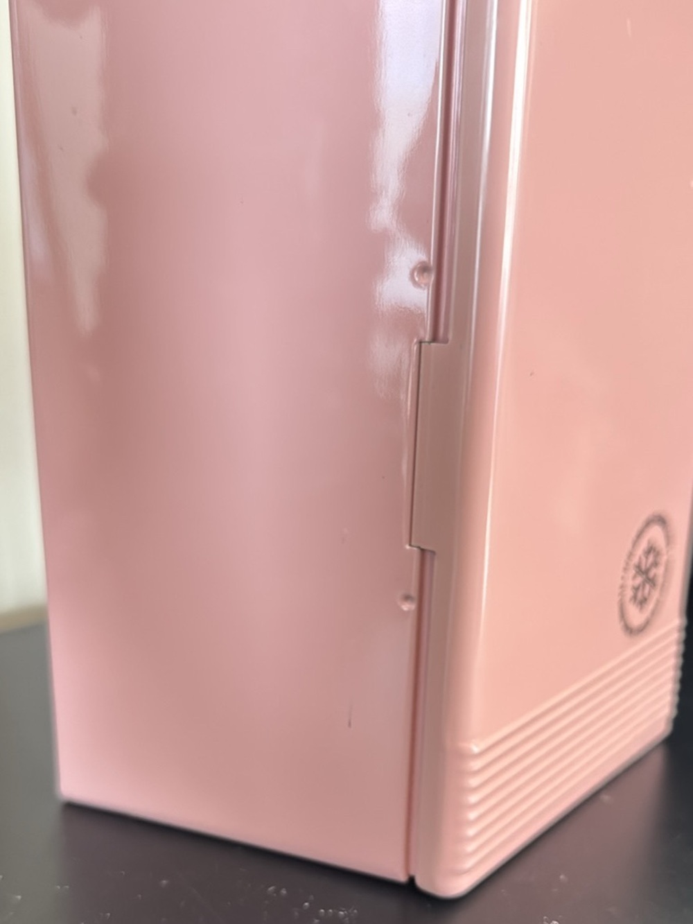 RARE Pink Veuve Clicquot Smeg Fridge Cooler - Picture 4 of 8